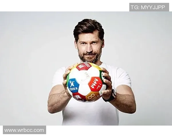 碧眼足球明星的名字盘点与他们的辉煌成就一览 碧眼足球明星的名字盘点与他们的辉煌成就一览